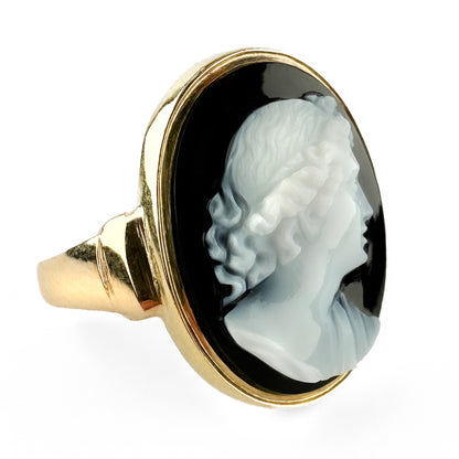 Late Victorian Antique Banded Agate Cameo Ring