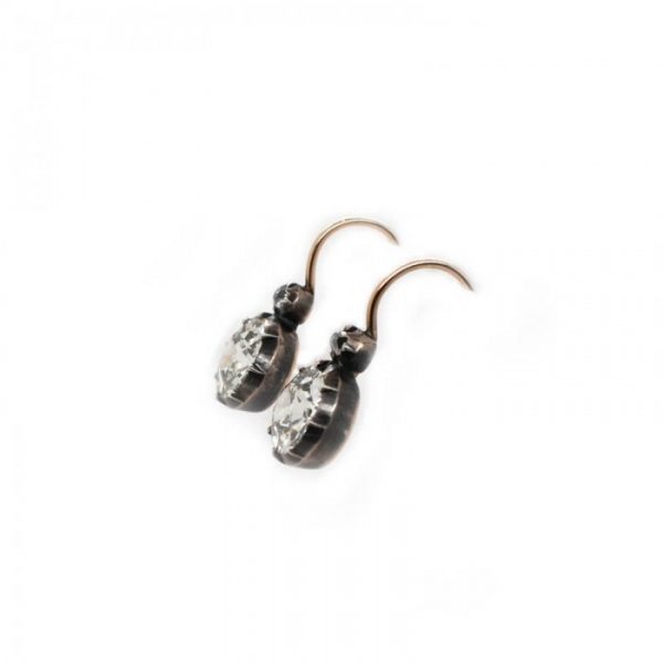 Old Cut Diamond Drop Earrings, 3.24 carats, in silver-upon-gold