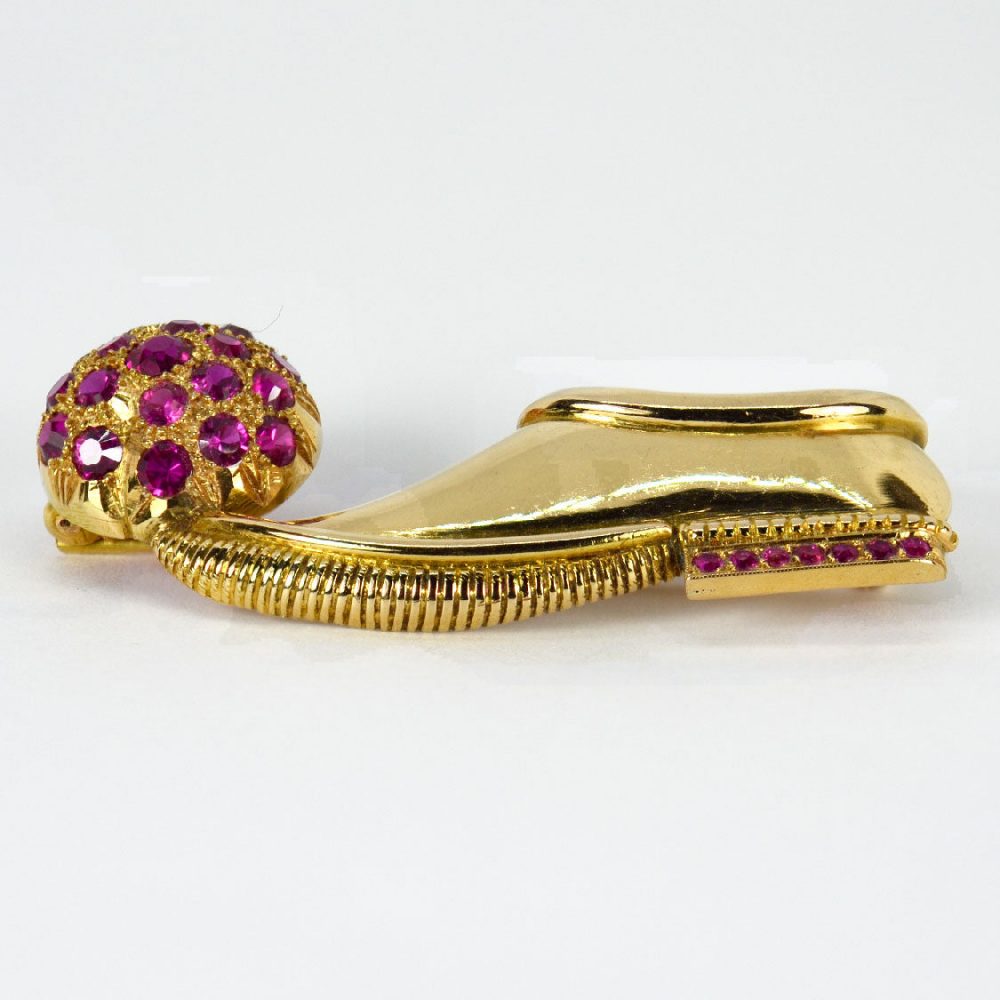 14ct Yellow Gold and Ruby Tsarouchi Shoe Brooch