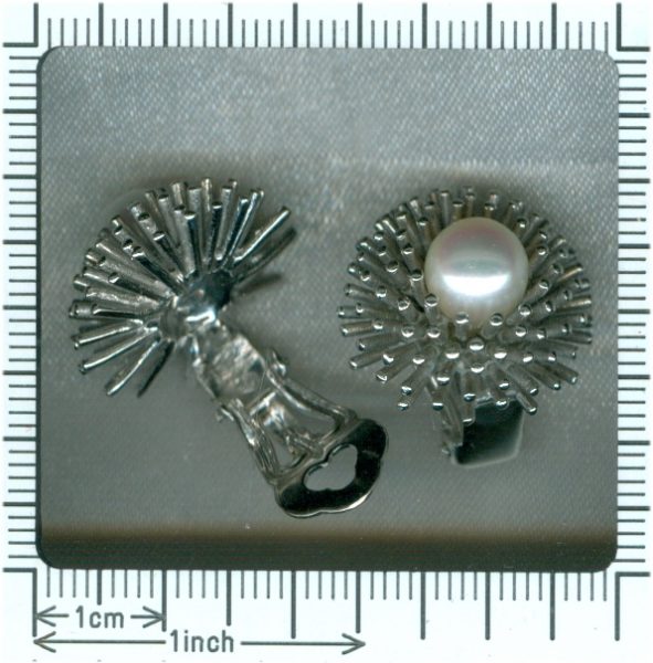 Vintage Pearl Set Sea Urchin 18ct White Gold Ear Clips