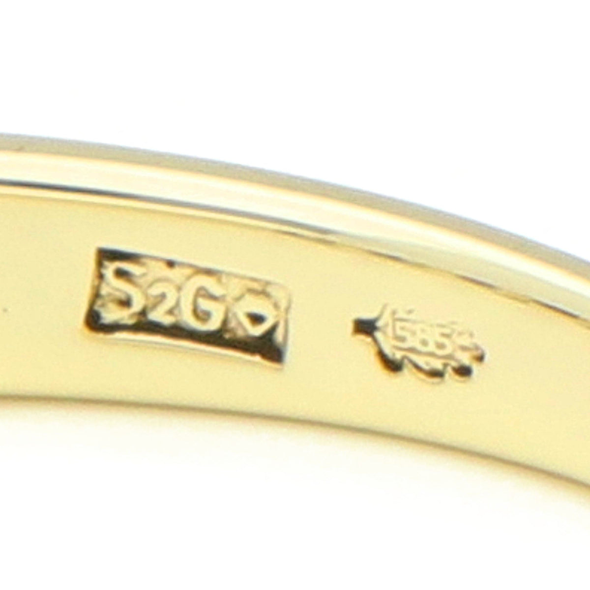 Vintage 14 Carat Yellow and White Gold Brilliant Cut Diamond Five Stone Ring, 0.70 Carat