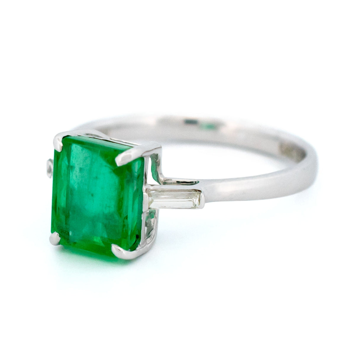 Vintage 14 Carat White Gold, Zambian Emerald and Diamond Ring with Certificate, 2.20 Carats