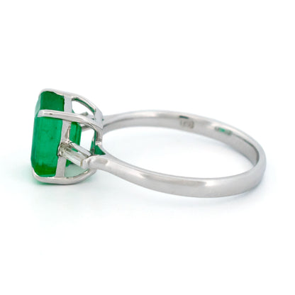 Vintage 14 Carat White Gold, Zambian Emerald and Diamond Ring with Certificate, 2.20 Carats