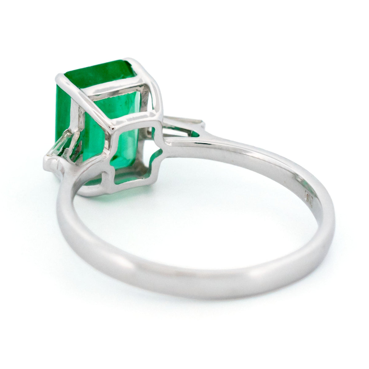 Vintage 14 Carat White Gold, Zambian Emerald and Diamond Ring with Certificate, 2.20 Carats