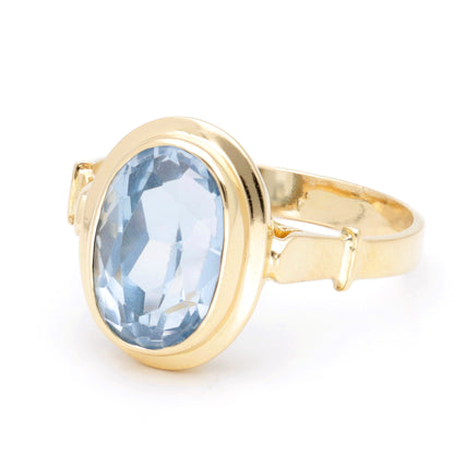 Aquamarine 18 Carat Gold Solitaire Ring