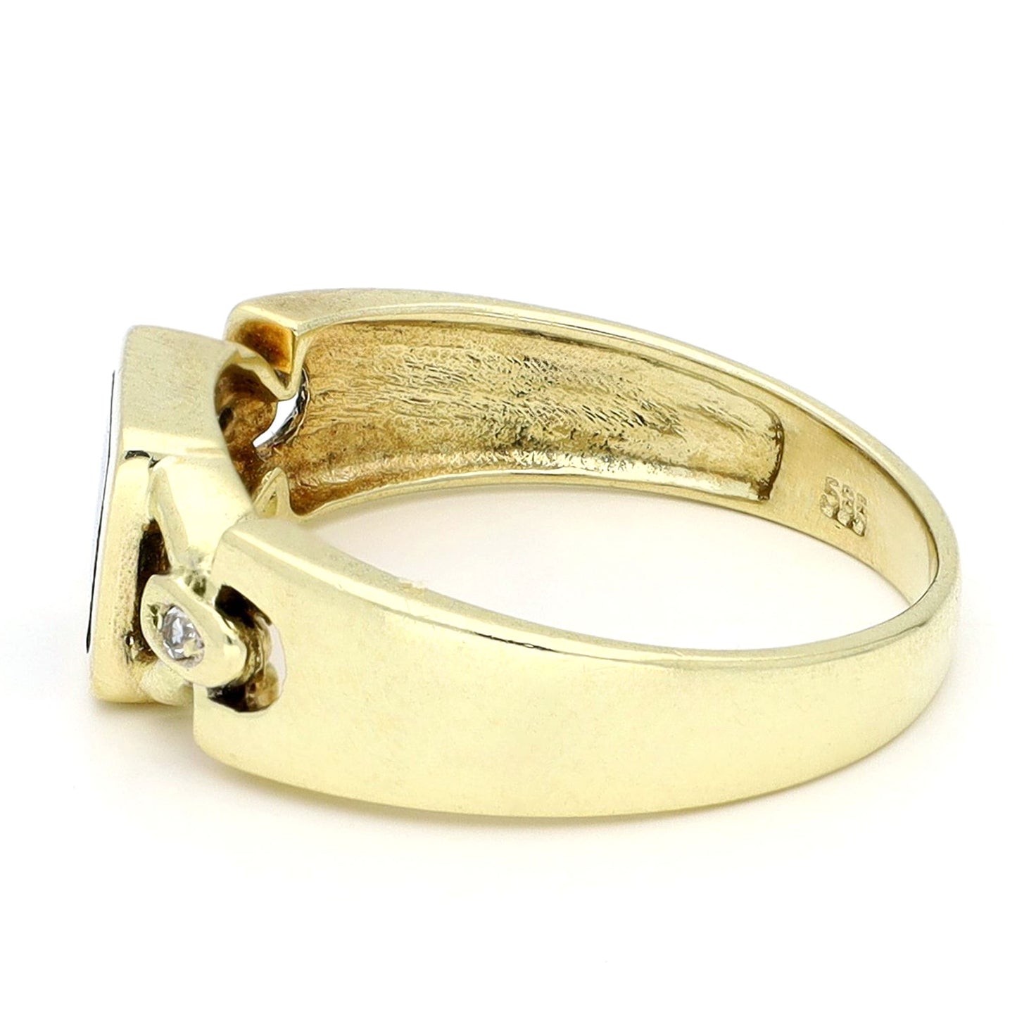 A yellow gold ring, stamped 585, against a white background