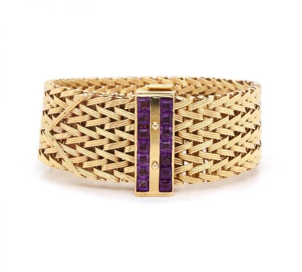Vintage 1970's Rope Design 9ct Yellow Gold Bracelet with Stone Set Clasp; constructed of rope-style links, with purple stone-set clasp, Birmingham 1970.