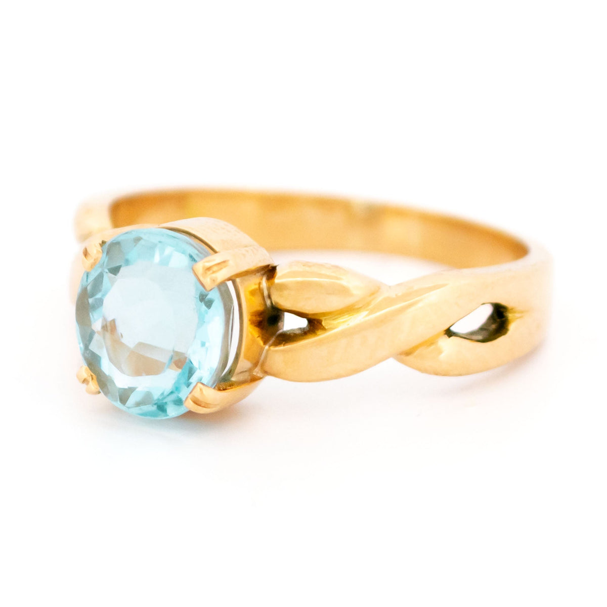 18 Carat Yellow Gold Aquamarine Solitaire Ring, 1.50 Carats