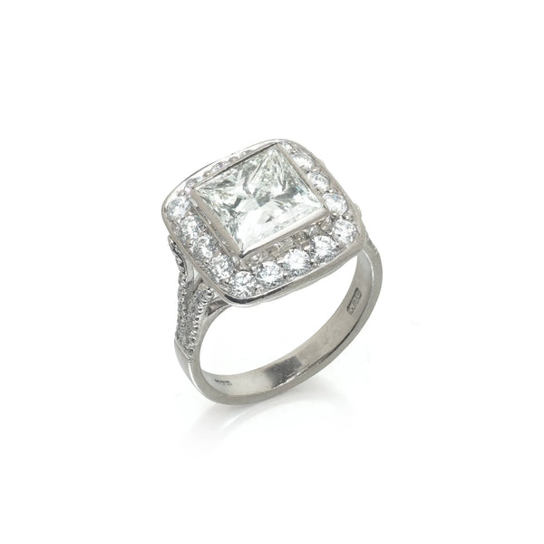18 ct White Gold Princess Cut Diamond Cluster Engagement Ring