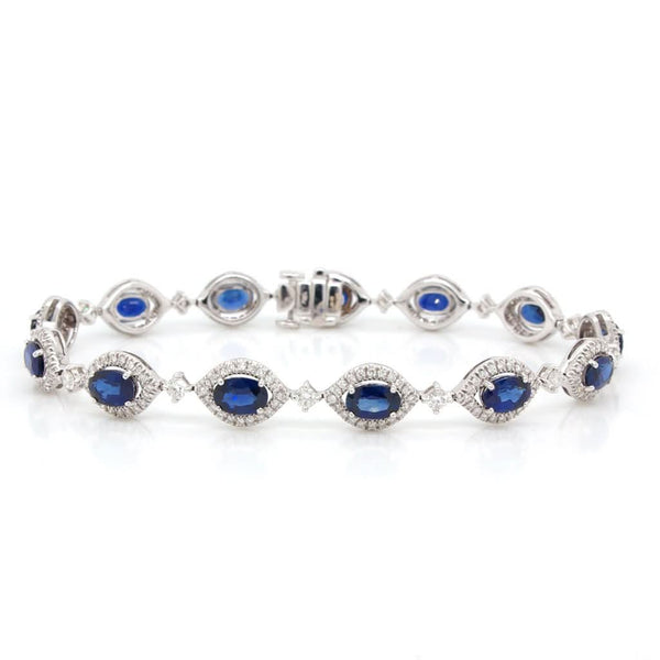 18ct White Gold Sapphire and Diamond Cluster Bracelet, 4.7 carats 