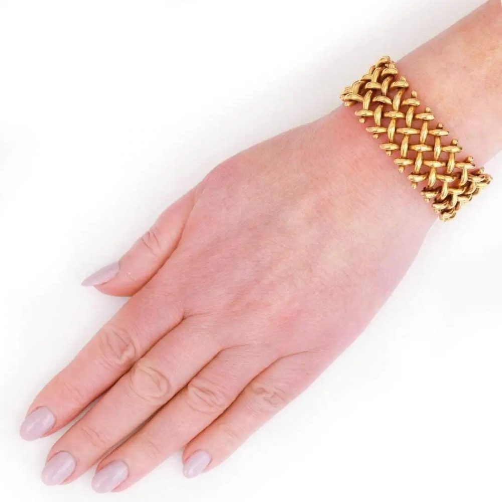 Antique Victorian 18ct Yellow Gold Wide Lattice Bracelet