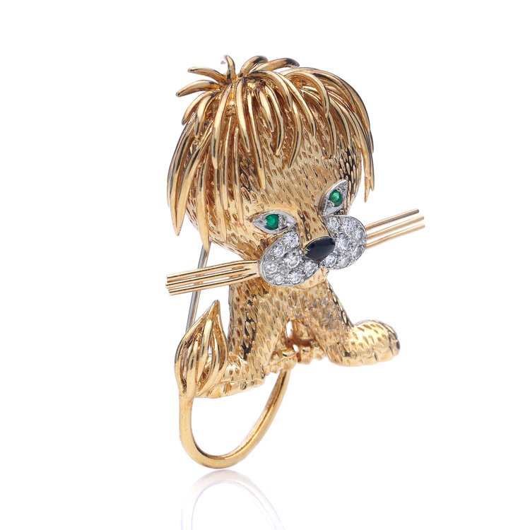 Vintage Van Cleef Arpels Lion Brooch with emerald diamonds onyx