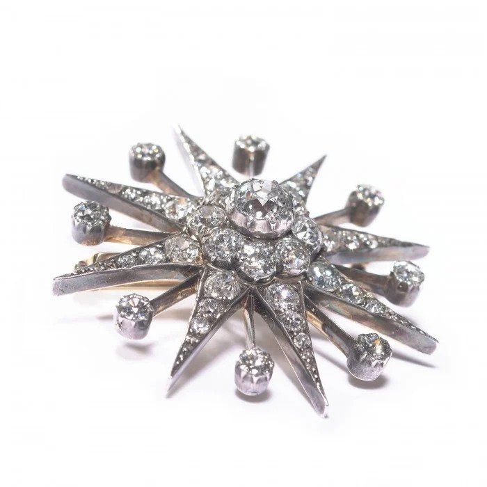 Antique Victorian 7ct Old Cut Diamond Star Brooch