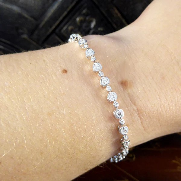 Modern Diamond Tennis Bracelet, 1.50 carats