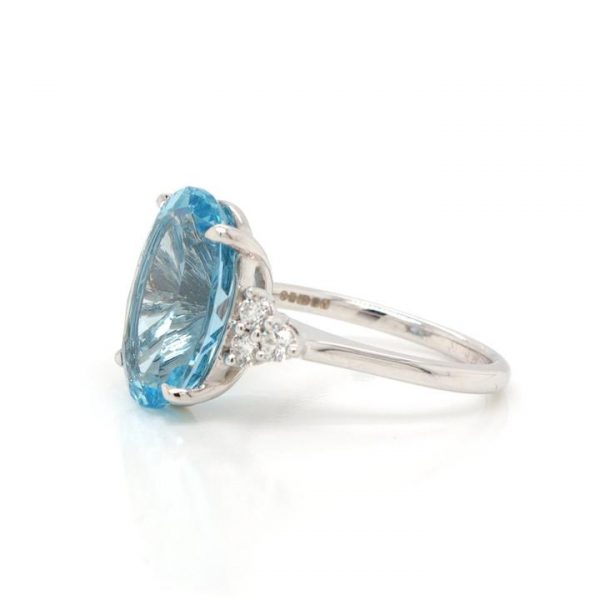 Oval Cut Aquamarine Ring with Trefoil Diamond Shoulders, 6.75 carats