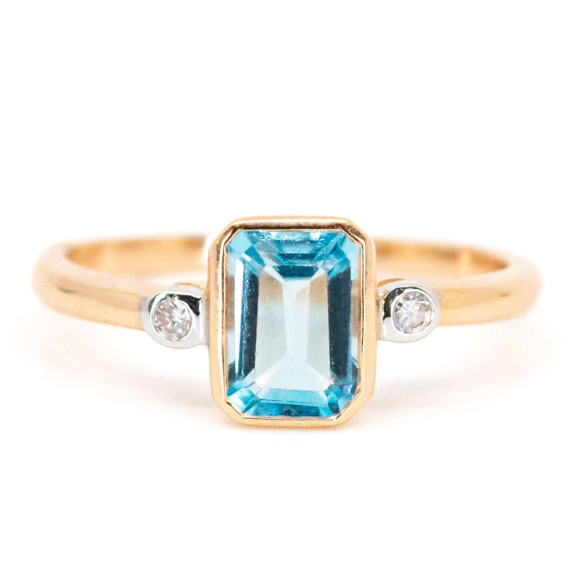 Diamond Topaz 9ct Rectangle-Shape Engagement Ring 