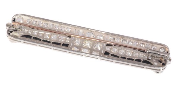 Art Deco Old Cut Diamond and Onyx Bar Brooch, 7.30 carats, Platinum
