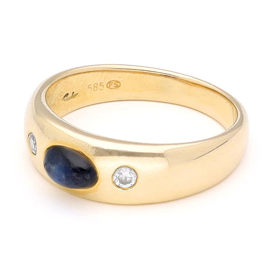 Vintage Cabochon Sapphire and Diamond Three Stone Gypsy Ring in 14ct Yellow Gold