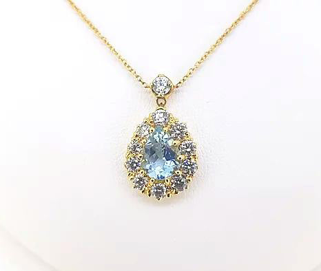 Aquamarine and Diamond Pear Shaped Cluster Pendant; pear-cut 1.65 carat aquamarine surrounded by 1.20cts brilliant diamonds, diamond bale, 18ct yellow gold