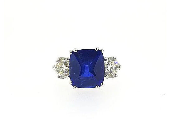 Natural Madagascan Sapphire and Diamond Trilogy Ring, 7.03 carats