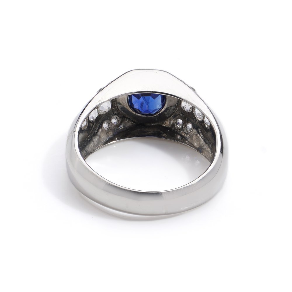 Vintage Sapphire and Diamond Unisex Ring