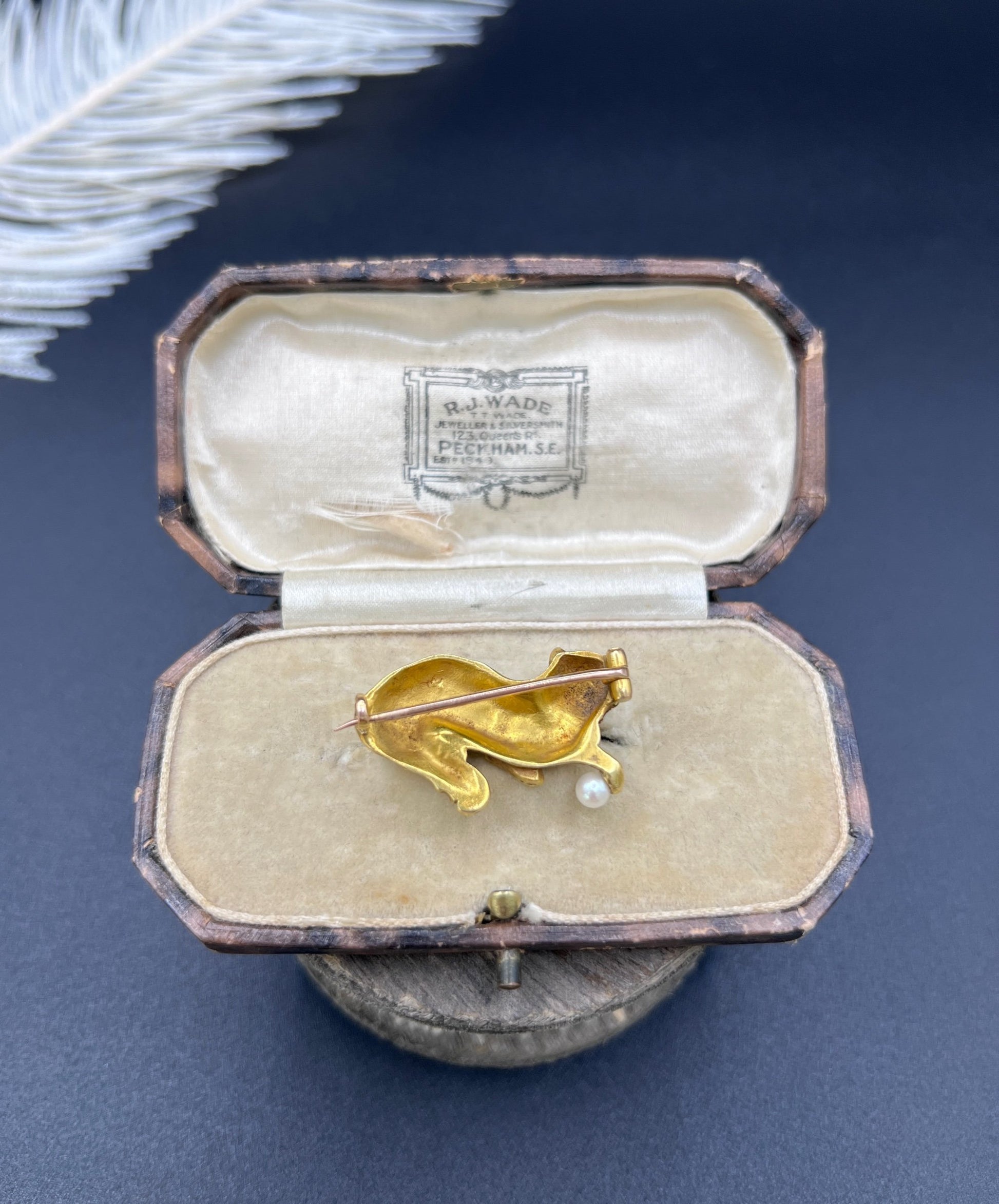 Edwardian 18 Carat Gold Cat Playing with Pearl Ball Brooch, Circa 1910