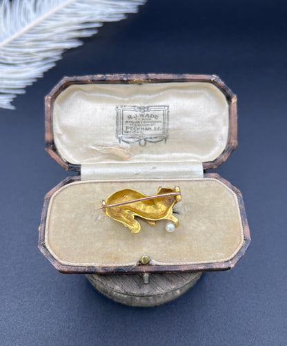 Edwardian 18 Carat Gold Cat Playing with Pearl Ball Brooch, Circa 1910