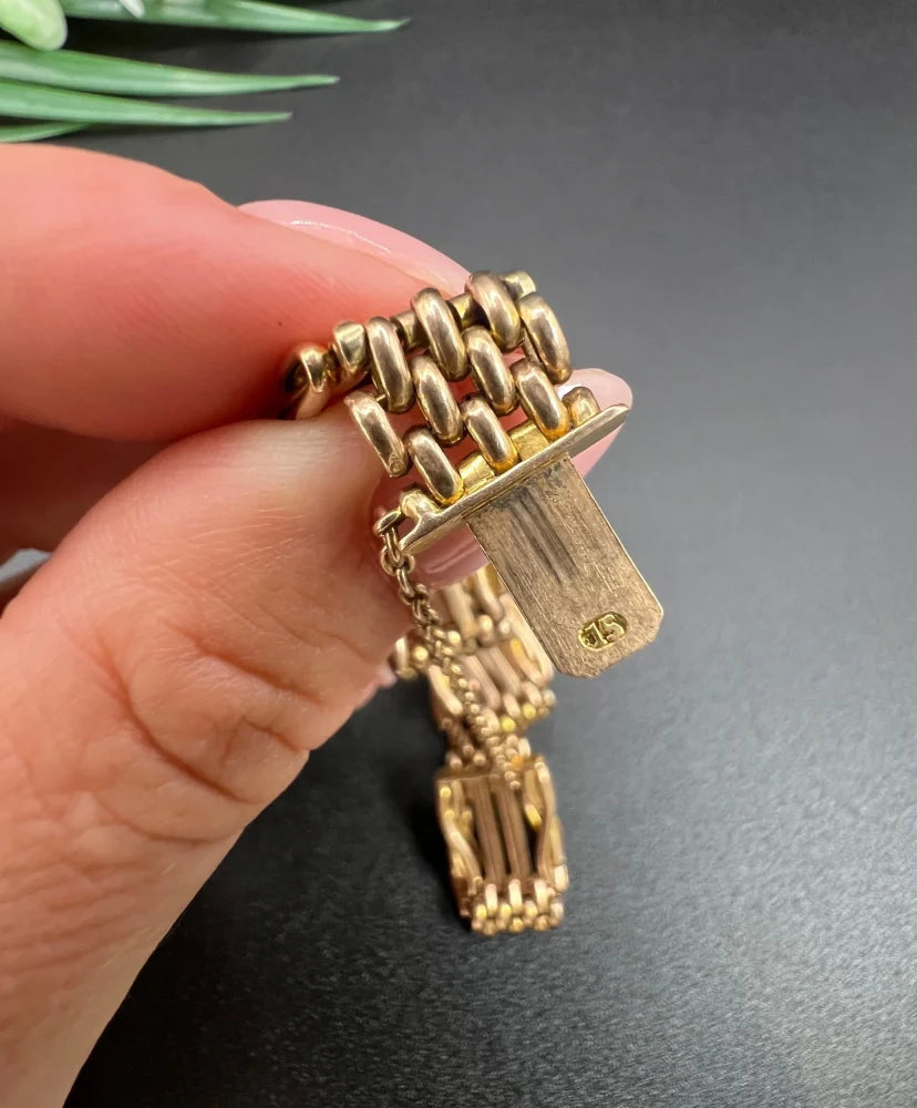 Antique Gate Bracelet In 15 Carat Yellow Gold