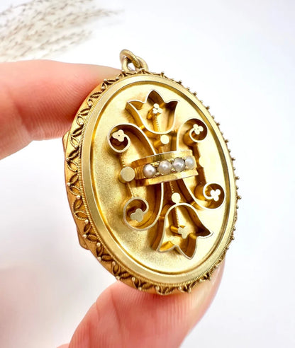 Victorian Fancy Locket With Seed Pearls In 15 Carat Yellow Gold