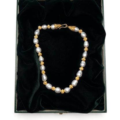 Elizabeth Gage 22ct Gold and South Sea Pearl Necklace