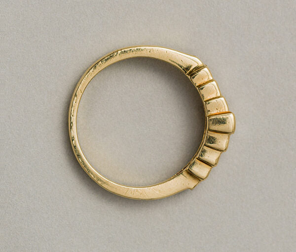 French 1.15ct Baguette Cut Diamond Nine Stone Ring in 18ct Yellow Gold