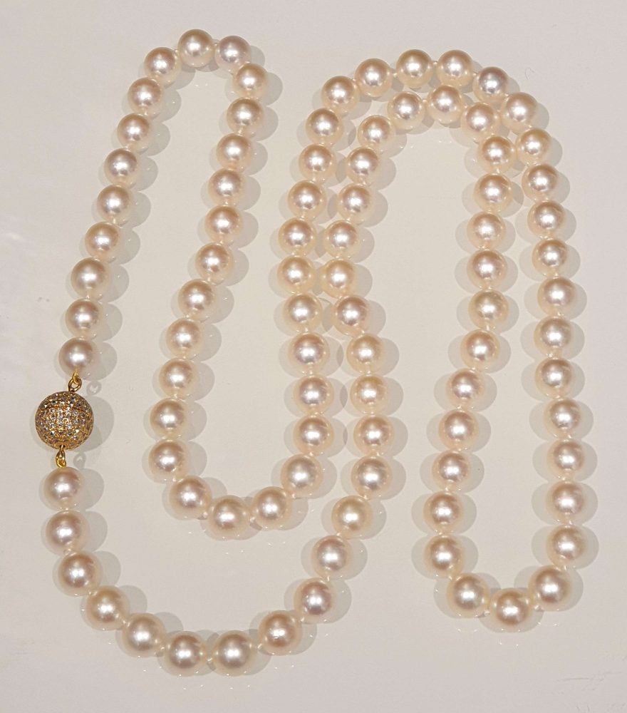 Vintage Akoya Pearl Necklace with Diamond Ball Clasp, London 1978