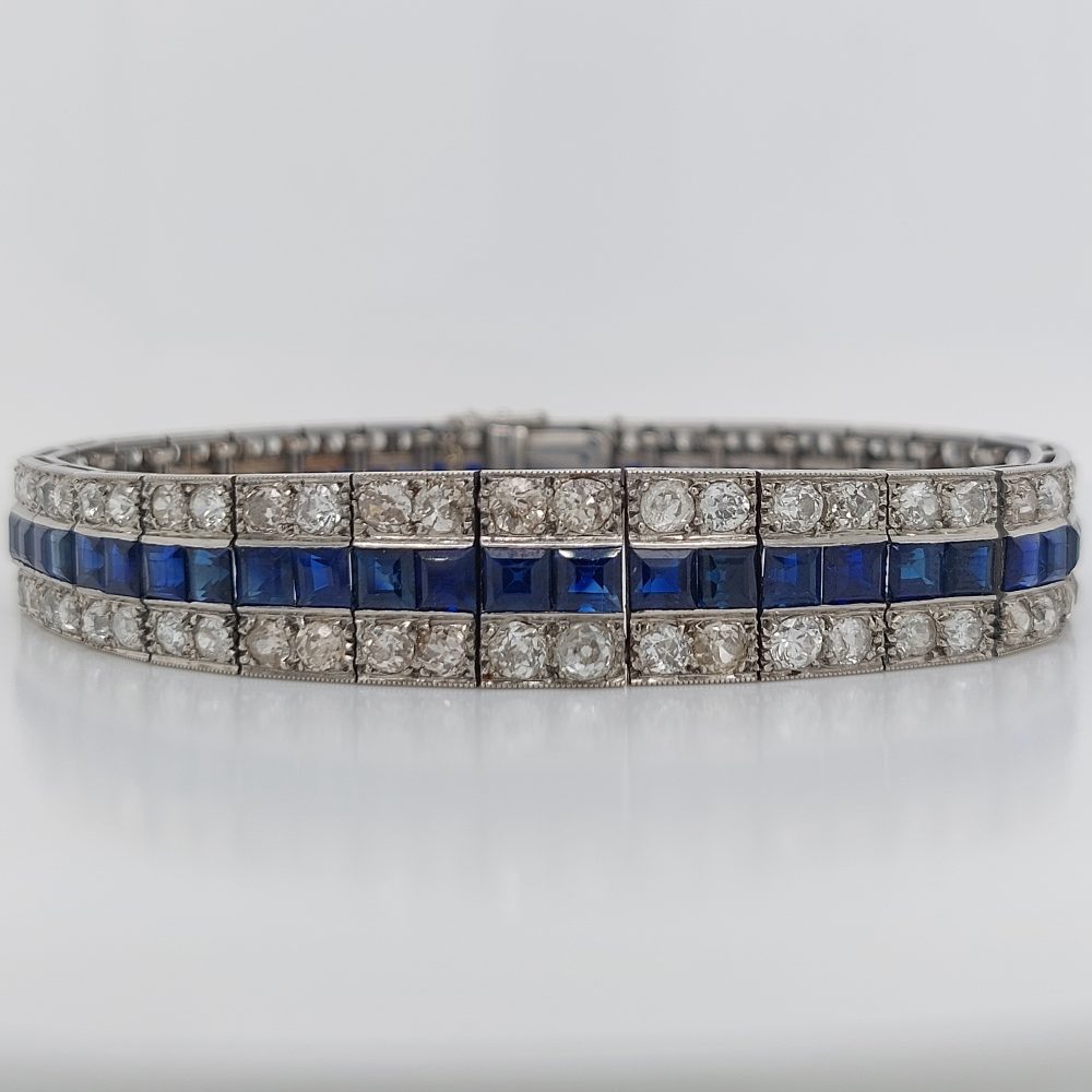 Chaumet 4ct Sapphire and Diamond Line Bracelet, 6 carats