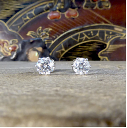 2.02ct Diamond Stud Earrings in Platinum