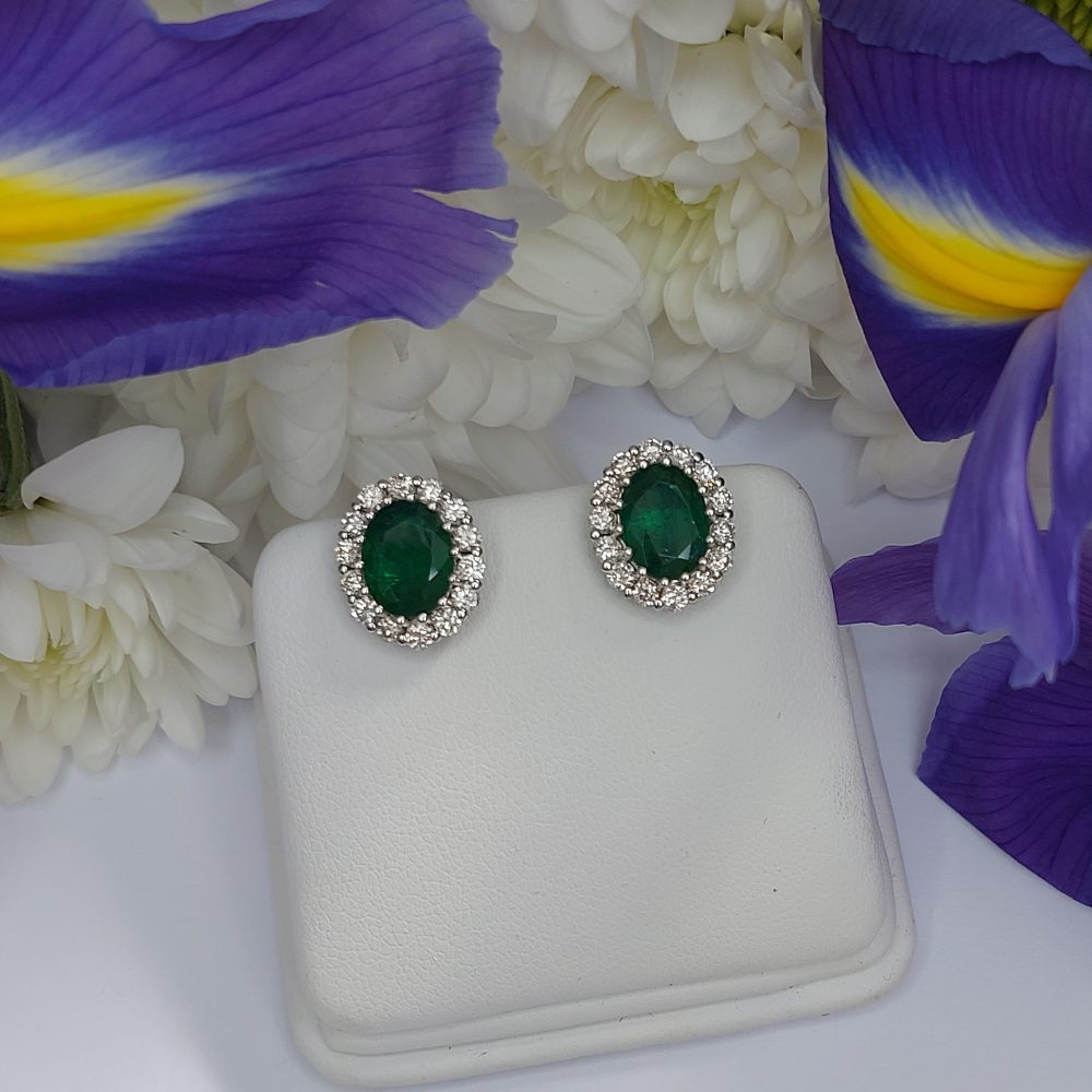2.30ct Emerald and Diamond Cluster Earring
