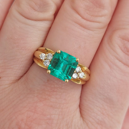 2.5ct Colombian Emerald and Diamond Dress Ring