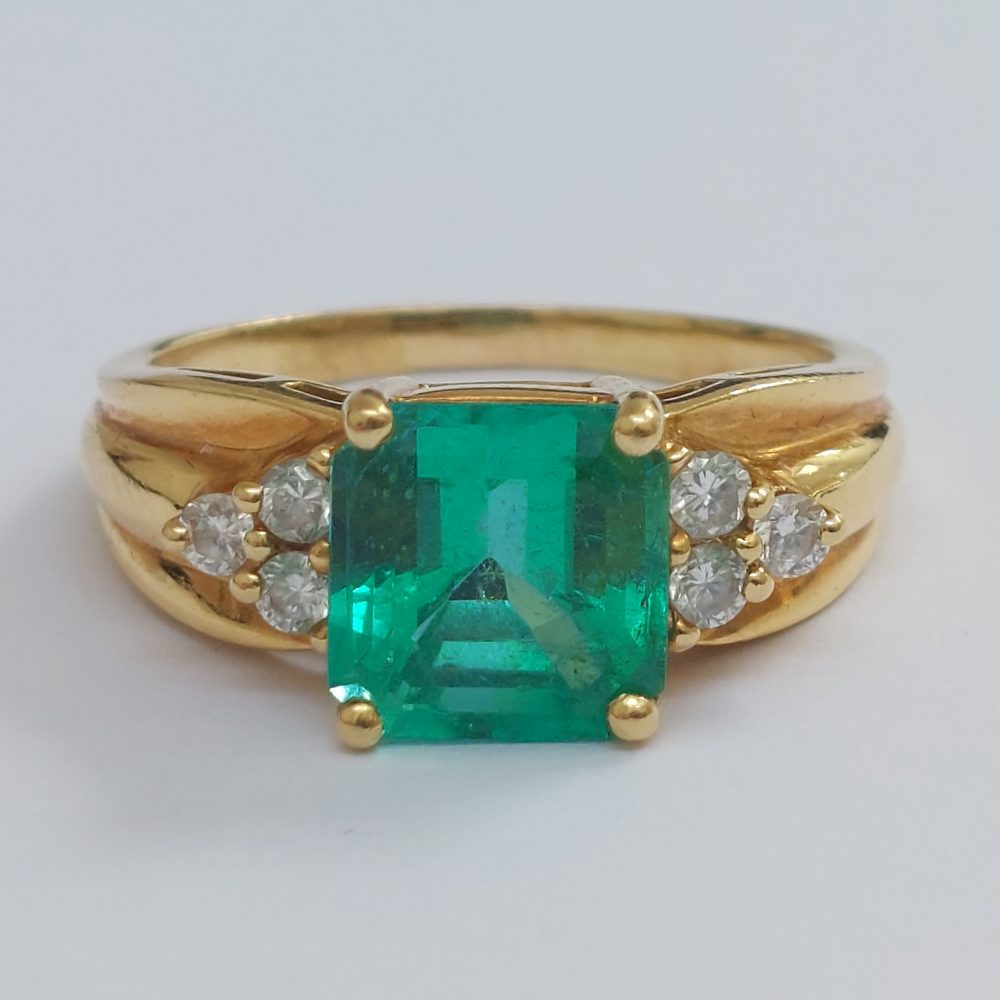 2.5ct Colombian Emerald and Diamond Dress Ring