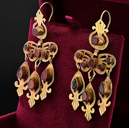 Antique Georgian Rococo Table Cut Red Paste and Yellow Gold Bow Chandelier Drop Earrings, Circa late 1600s/early 1700s