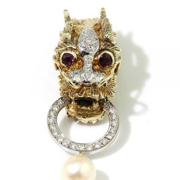 Vintage South Sea Pearl Necklace with 14ct Gold Dragon Head Clasp with Diamonds and Rubies, Circa 1970s