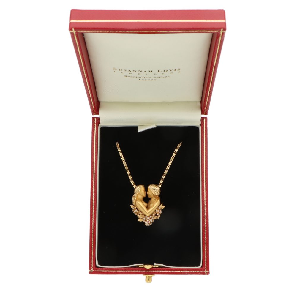 Ruby and diamond necklace in yellow gold.