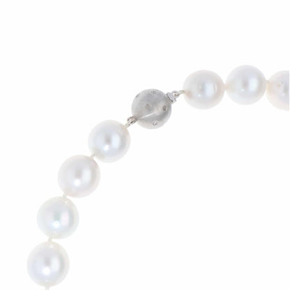 South Sea pearl necklace with white gold clasp and diamonds.