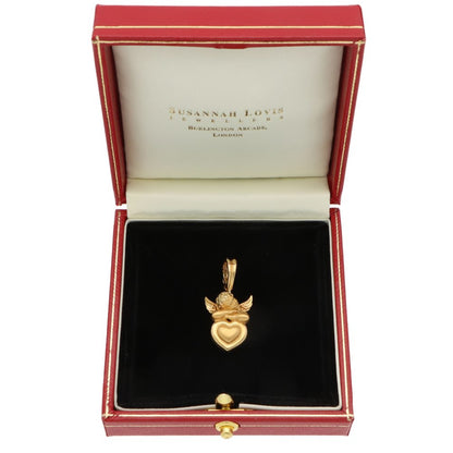 A vintage Carrera y Carrera my angel heart pendant crafted in 18ct yellow gold