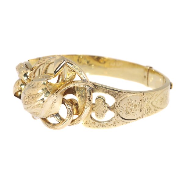 Antique Victorian 18ct Gold Tulip Bangle