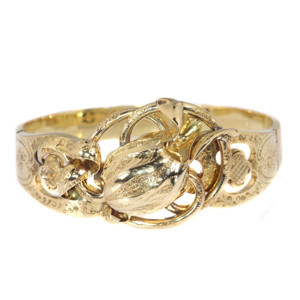 Antique Victorian 18ct Gold Tulip Bangle