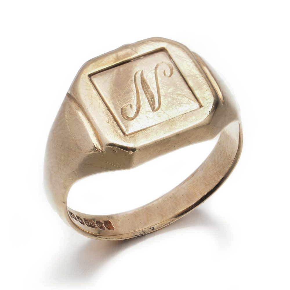 Vintage Masonic 9ct Yellow Gold Swivel Signet Ring, blue enamel freemason emblem of compass and ruler to the front swivel and engraved letter N to reverse, Circa 1977