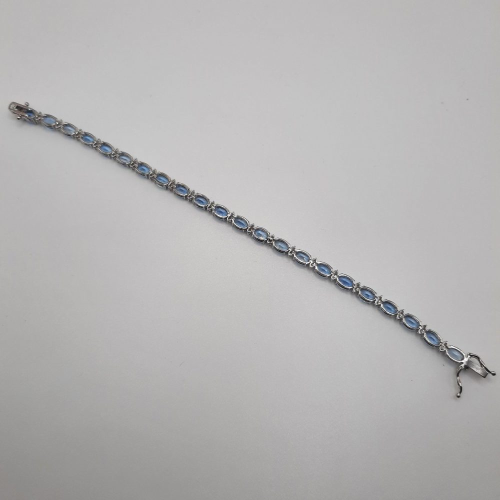 7.96ct Aquamarine and Diamond Line Bracelet