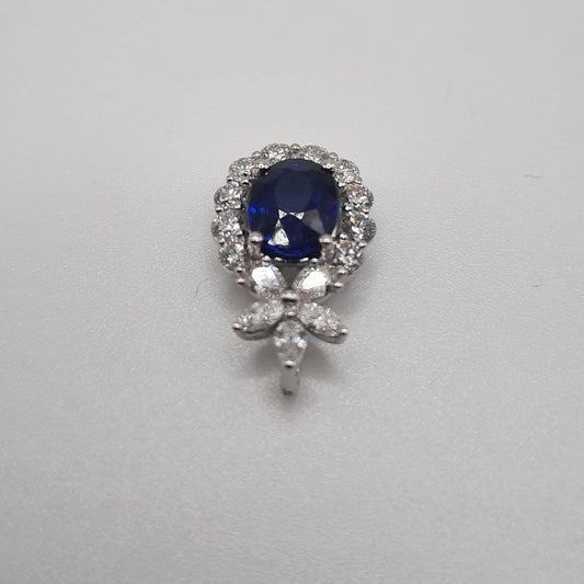 1.83ct Sapphire and Diamond Cluster Pendant in 18ct Gold
