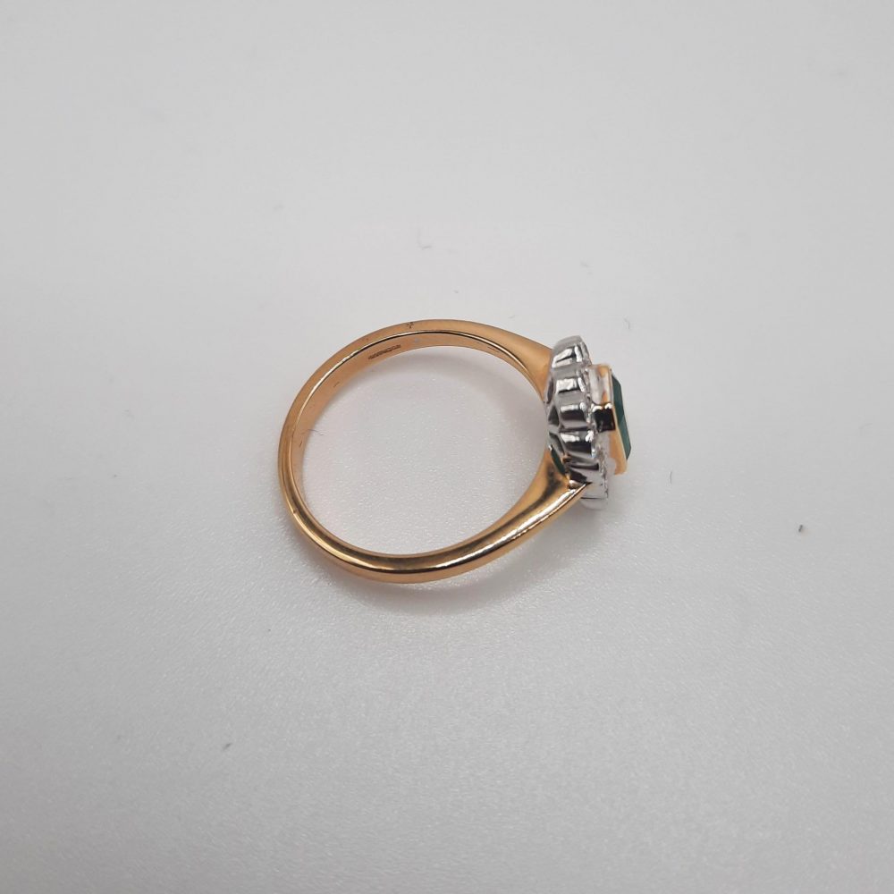 0.92ct Emerald-Cut Emerald and Diamond Cluster Ring in 18ct Gold