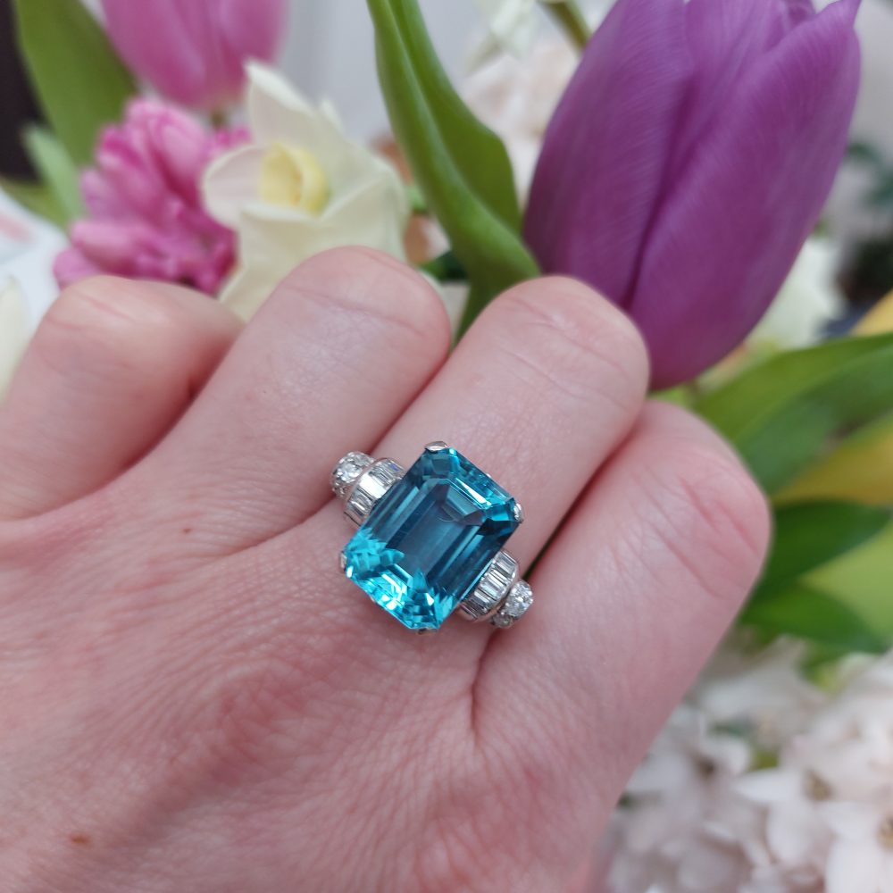 Art Deco Antique 10ct Aquamarine and Diamond Ring