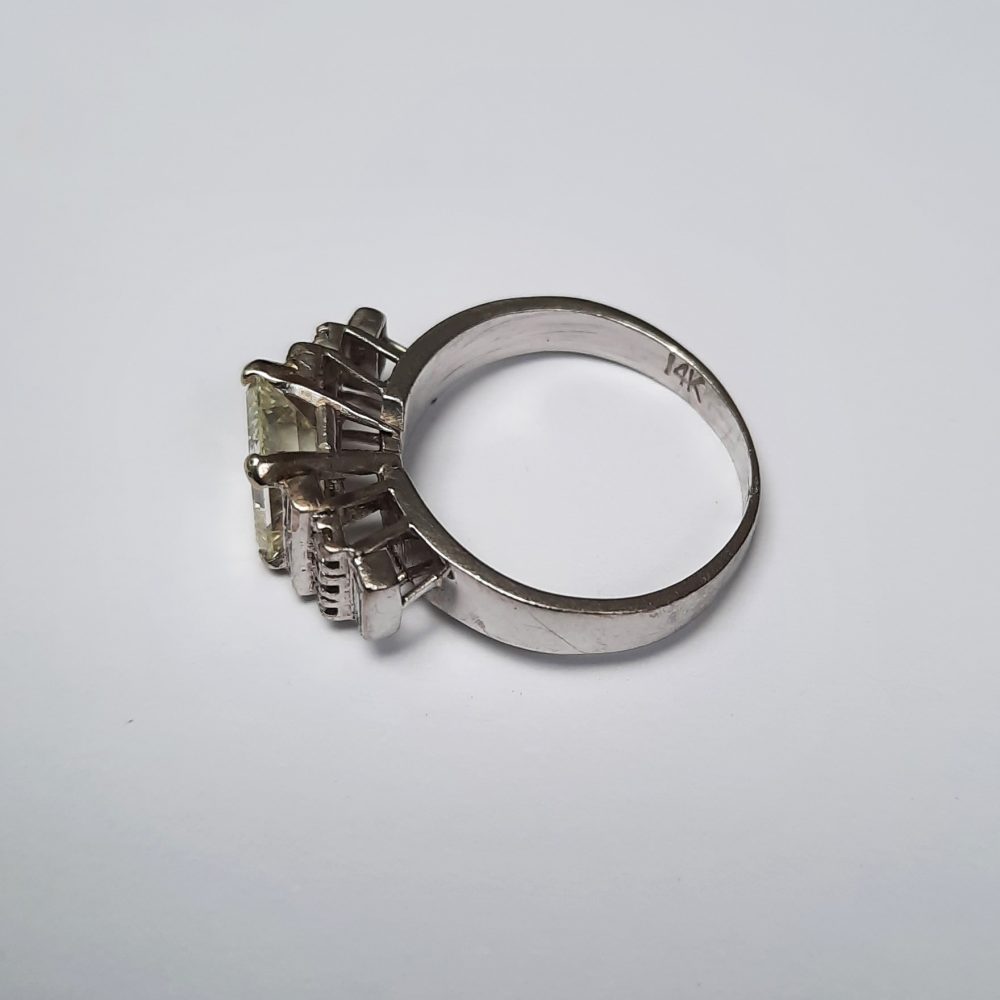 1.50ct Square Cut Diamond Engagement Ring with Baguette Shoulders